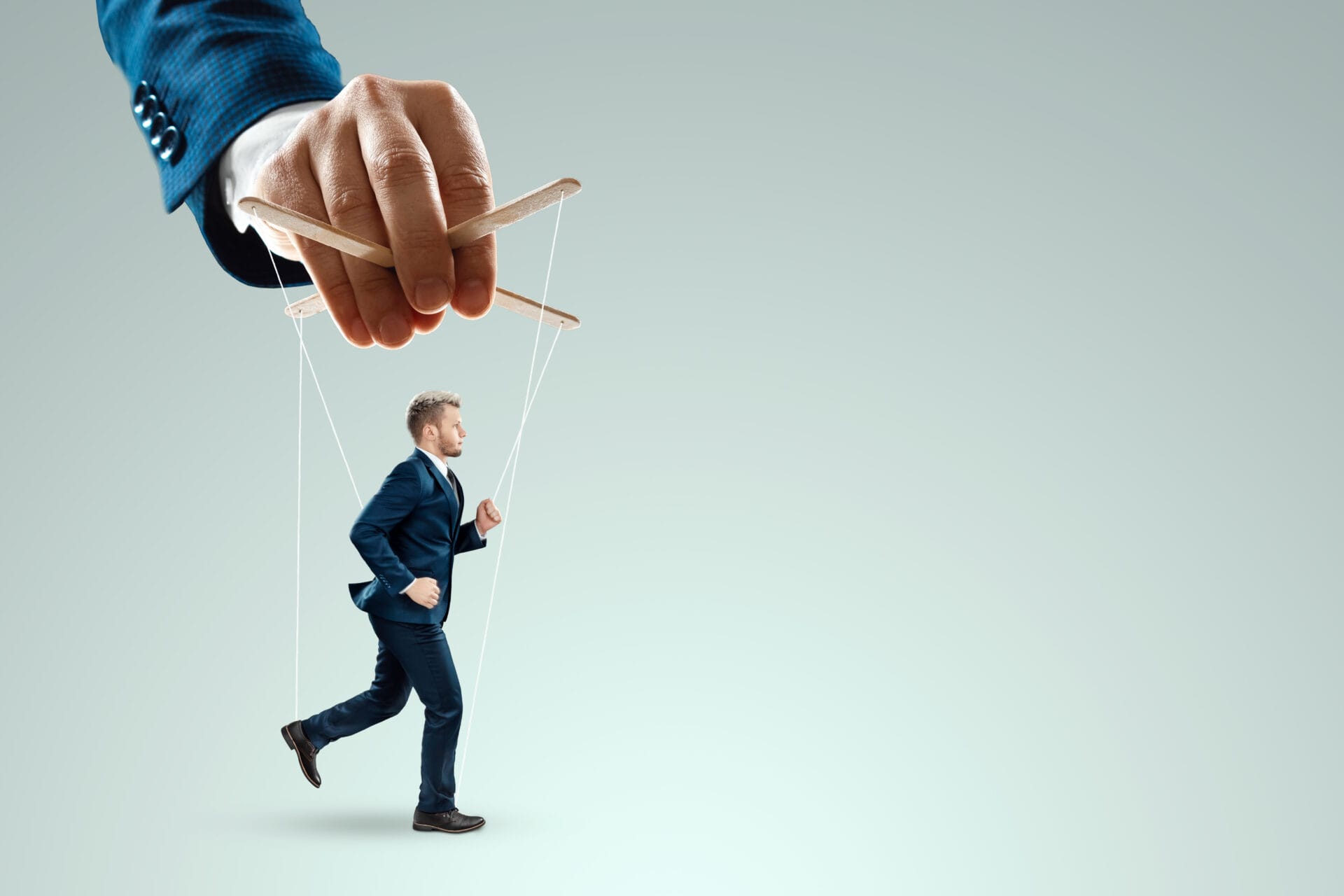 Mastering Client Conversations: Strategies for Handling 4 Manipulative Personality Types